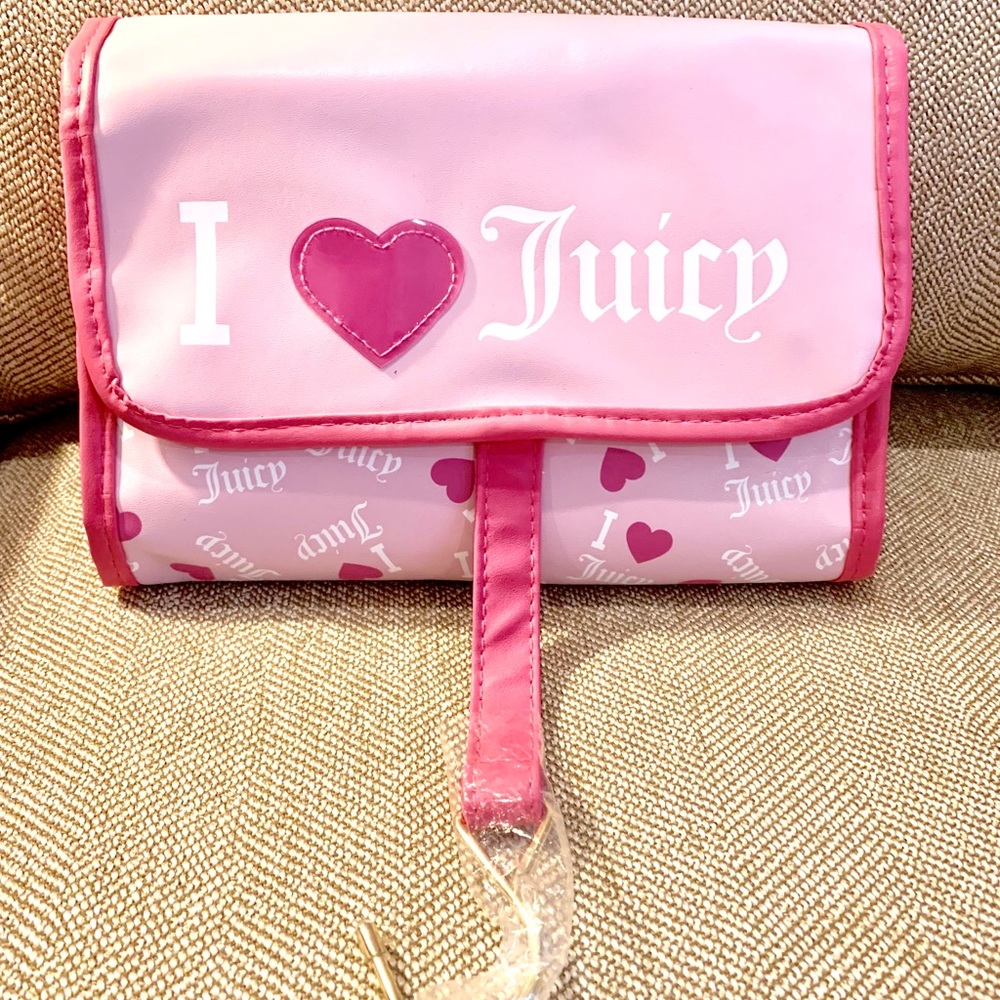 💞 NWT Juicy Couture Hanging Beauty Case
